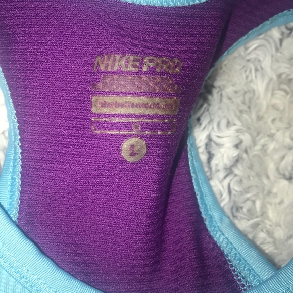 nike bra - Picture 2 of 3